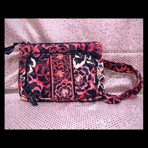 Vera Bradley Little Hipster in Katalina Pink